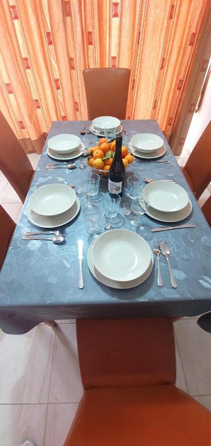 Vasilas Holiday Apartment #2 Larnaca Buitenkant foto